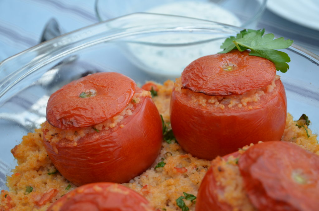 Gefüllte Tomaten mit Hirse – Herzensköchin