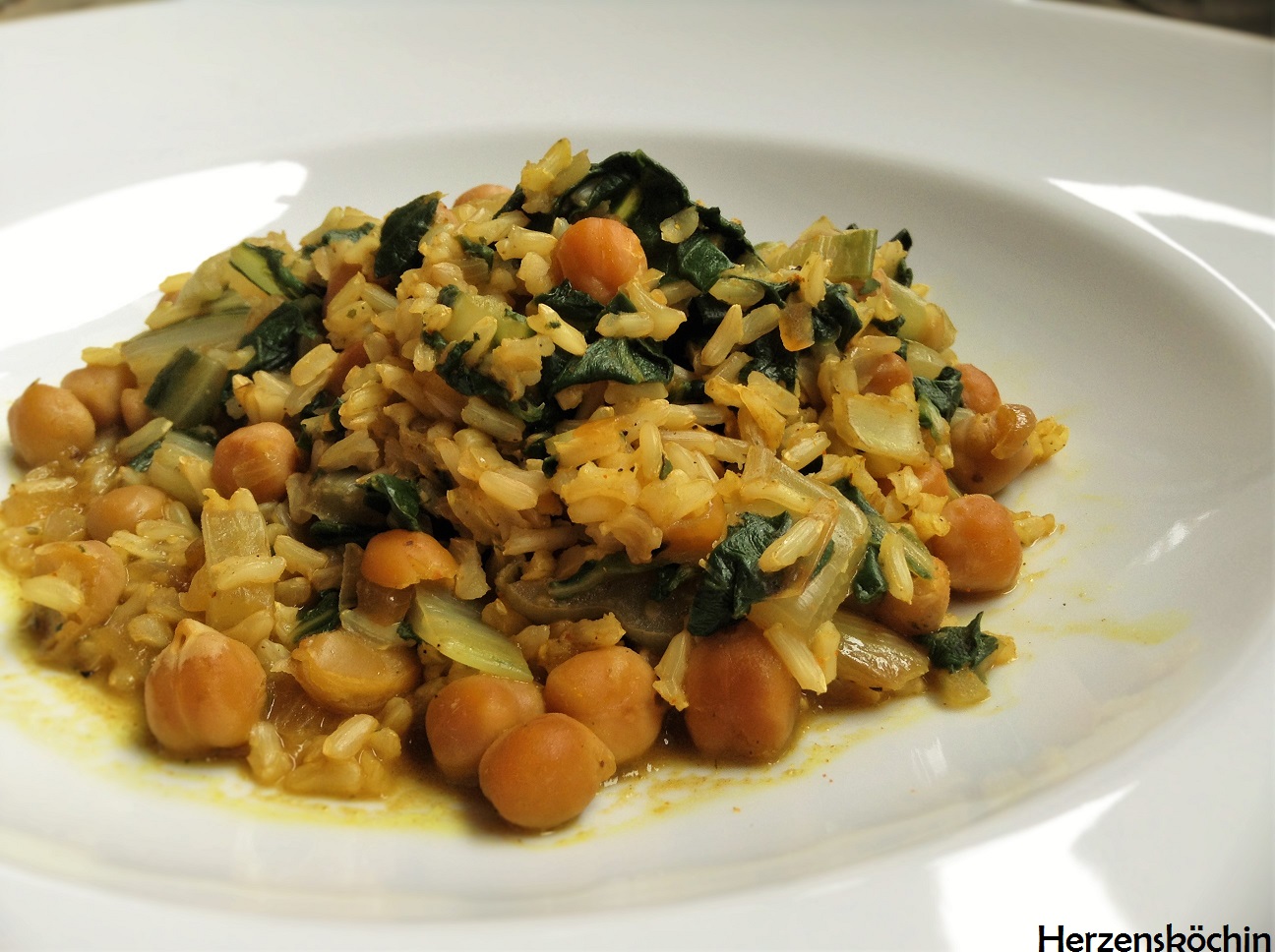 Indische Mangold-Kichererbsen-Pfanne vegan -Foodblog Herzensköchin